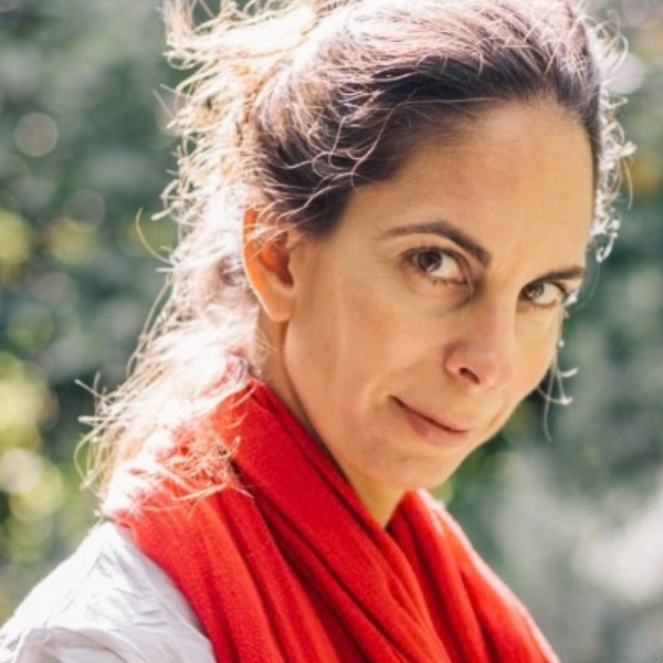 Portrait picture of Karin Pereira