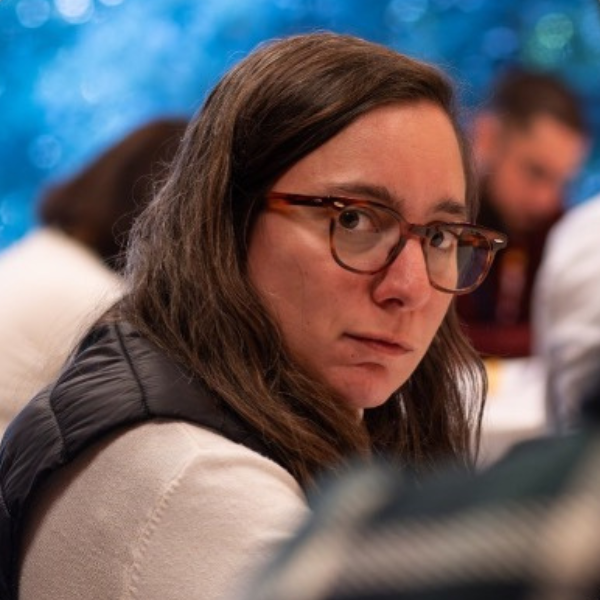 Portrait picture of Teresa Pais